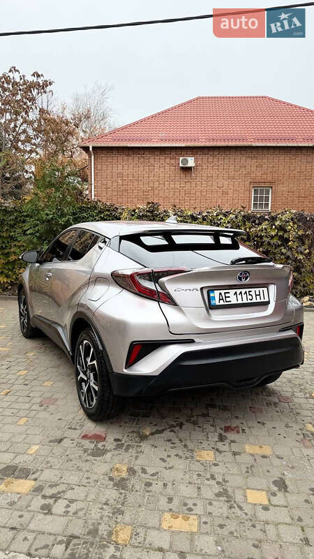 Внедорожник / Кроссовер Toyota C-HR 2020 в Кривом Роге