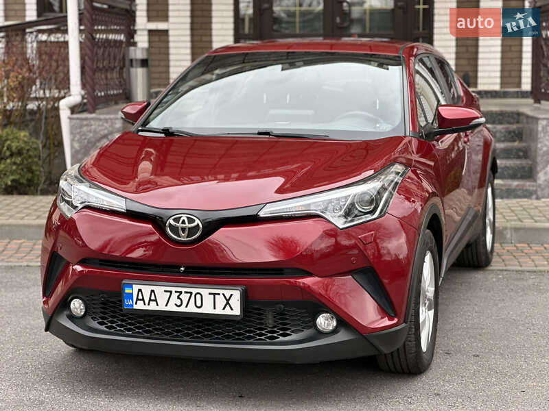 Внедорожник / Кроссовер Toyota C-HR 2018 в Виннице