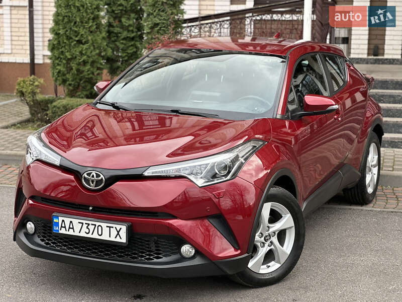 Внедорожник / Кроссовер Toyota C-HR 2018 в Виннице