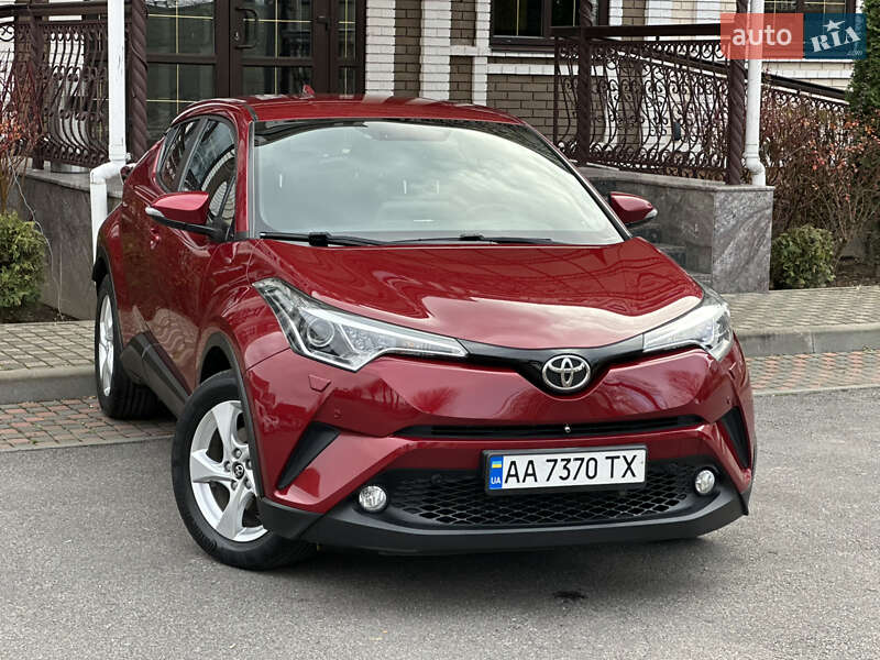 Внедорожник / Кроссовер Toyota C-HR 2018 в Виннице