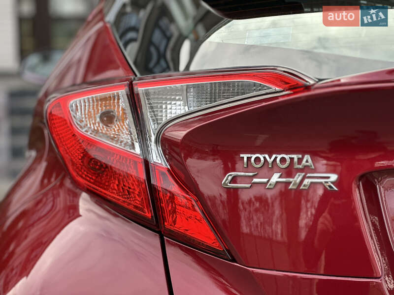 Внедорожник / Кроссовер Toyota C-HR 2018 в Виннице