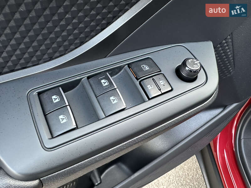 Внедорожник / Кроссовер Toyota C-HR 2018 в Виннице