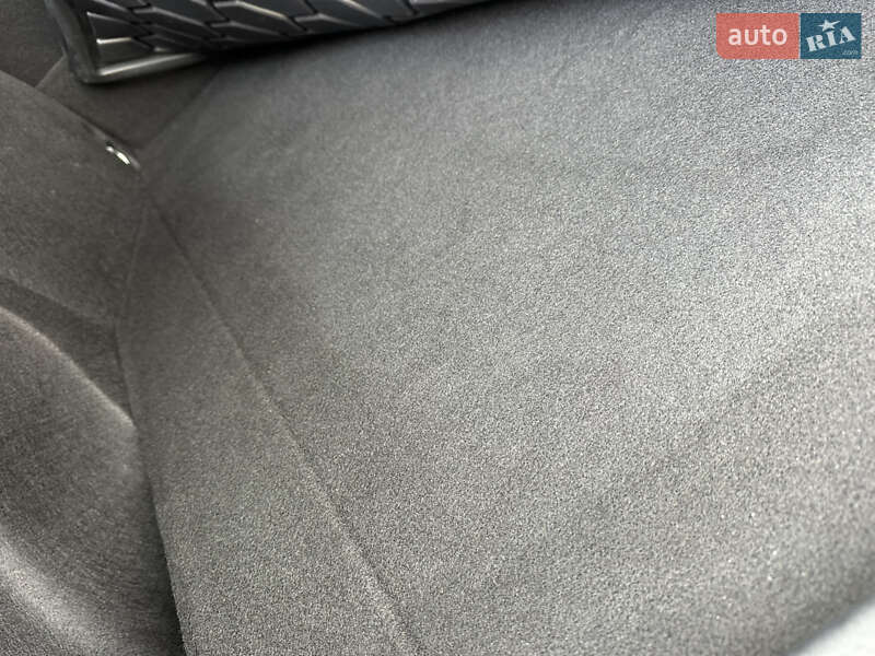 Внедорожник / Кроссовер Toyota C-HR 2018 в Виннице