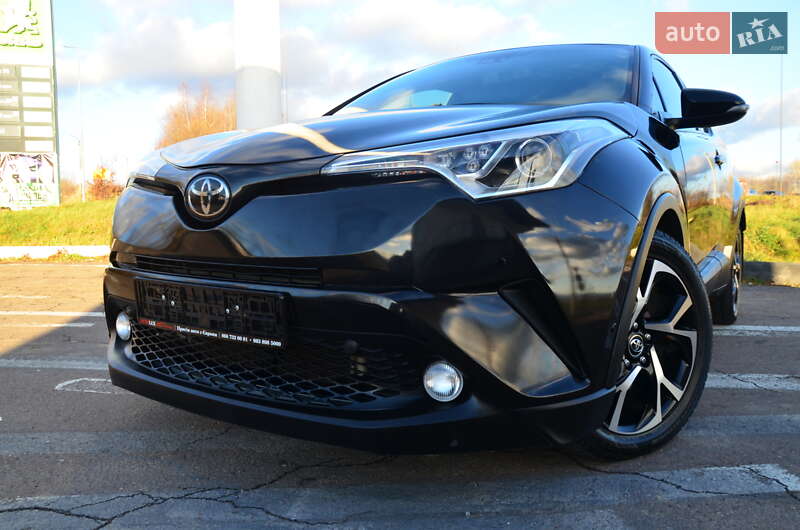 Внедорожник / Кроссовер Toyota C-HR 2018 в Дрогобыче