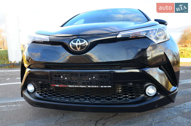 Внедорожник / Кроссовер Toyota C-HR 2018 в Дрогобыче