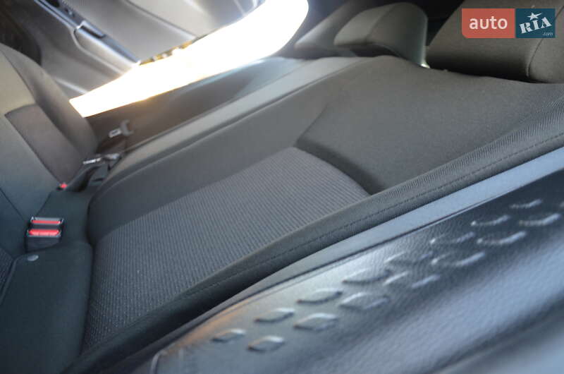 Внедорожник / Кроссовер Toyota C-HR 2018 в Дрогобыче