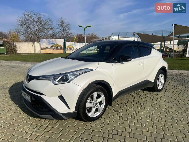 Внедорожник / Кроссовер Toyota C-HR 2016 в Одессе