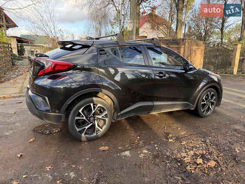Внедорожник / Кроссовер Toyota C-HR 2021 в Киеве фото 5 Внедорожник / Кроссовер Toyota C-HR 2021 в Киеве