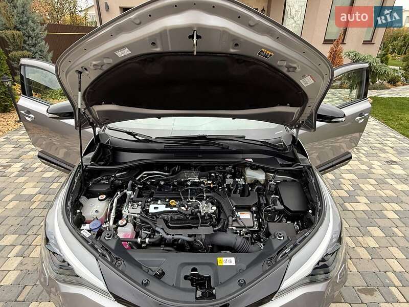 Внедорожник / Кроссовер Toyota C-HR 2021 в Одессе