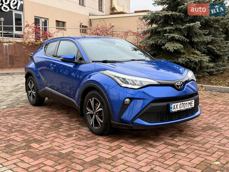 Внедорожник / Кроссовер Toyota C-HR 2020 в Харькове фото 24 Внедорожник / Кроссовер Toyota C-HR 2020 в Харькове