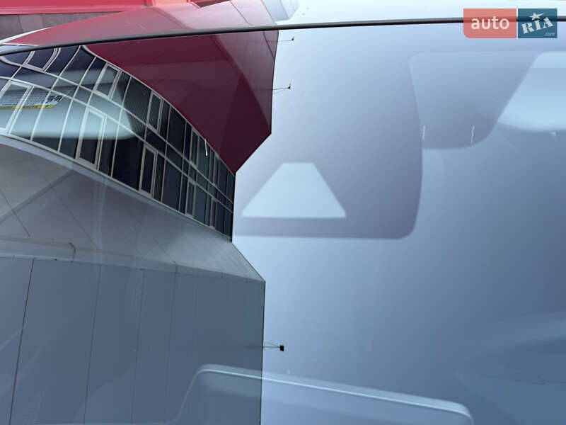 Внедорожник / Кроссовер Toyota C-HR 2021 в Киеве