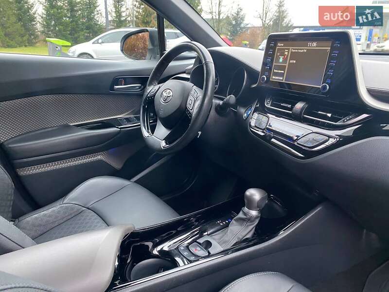 Позашляховик / Кросовер Toyota C-HR 2020 в Богородчанах