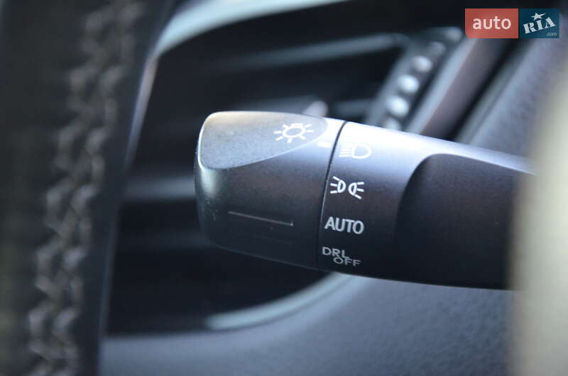 Позашляховик / Кросовер Toyota C-HR 2018 в Дрогобичі фото 67 Позашляховик / Кросовер Toyota C-HR 2018 в Дрогобичі