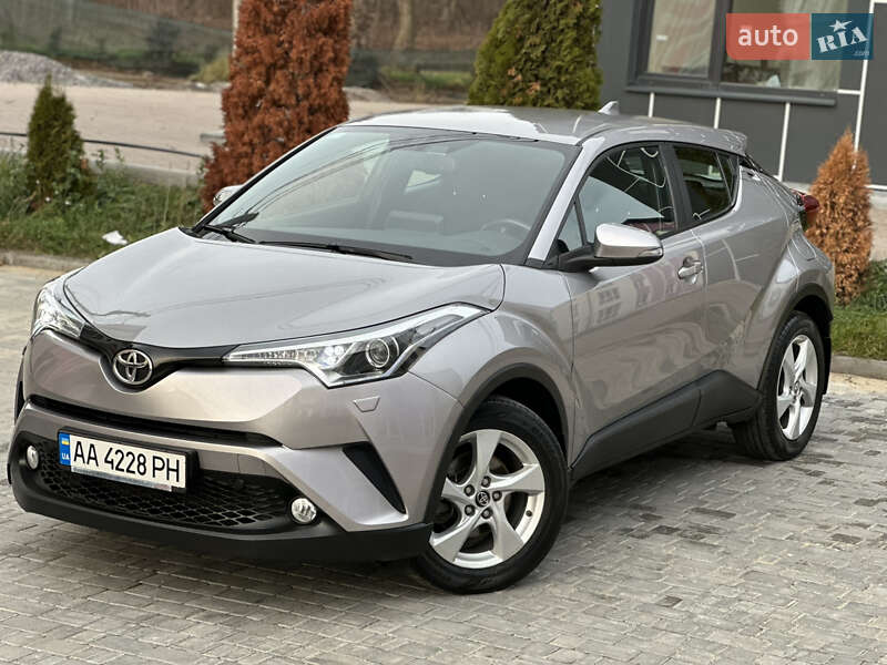 Позашляховик / Кросовер Toyota C-HR 2016 в Вінниці