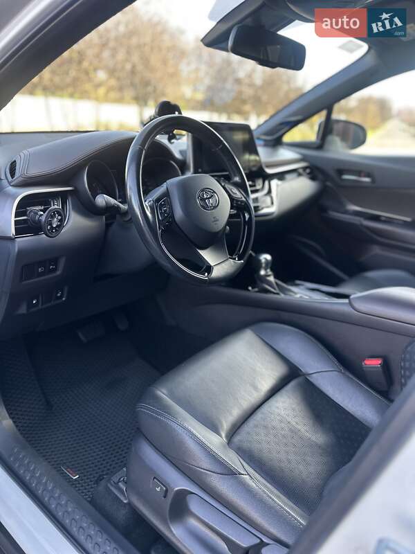 Позашляховик / Кросовер Toyota C-HR 2019 в Одесі