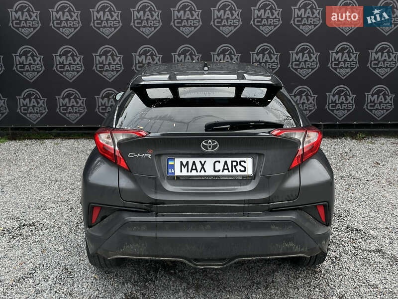 Позашляховик / Кросовер Toyota C-HR 2017 в Києві фото 5 Позашляховик / Кросовер Toyota C-HR 2017 в Києві