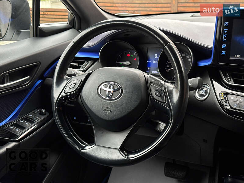 Внедорожник / Кроссовер Toyota C-HR 2018 в Одессе