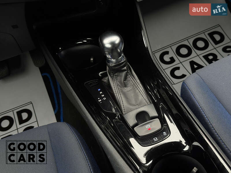 Внедорожник / Кроссовер Toyota C-HR 2018 в Одессе