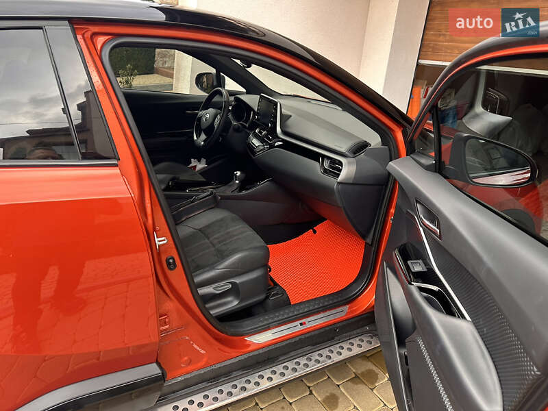 Внедорожник / Кроссовер Toyota C-HR 2021 в Виннице
