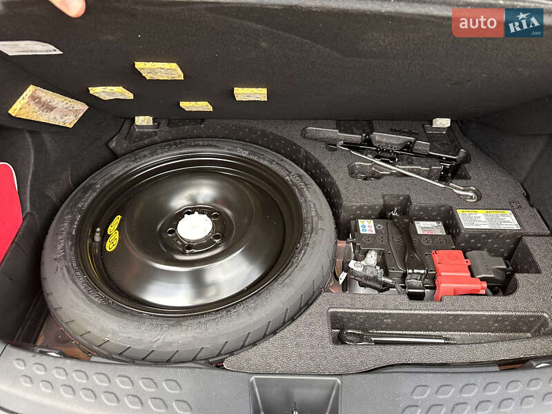 Внедорожник / Кроссовер Toyota C-HR 2021 в Виннице