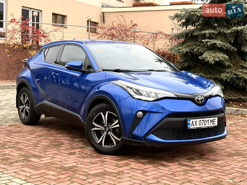 Позашляховик / Кросовер Toyota C-HR 2020 в Харкові фото 17 Позашляховик / Кросовер Toyota C-HR 2020 в Харкові