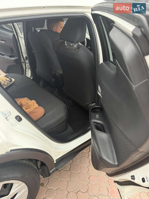 Внедорожник / Кроссовер Toyota C-HR 2021 в Запорожье