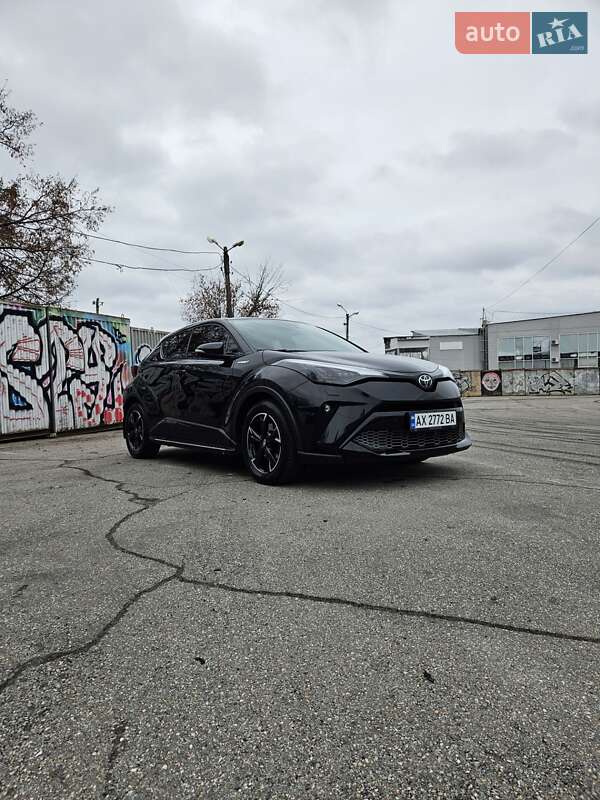 Внедорожник / Кроссовер Toyota C-HR 2021 в Харькове