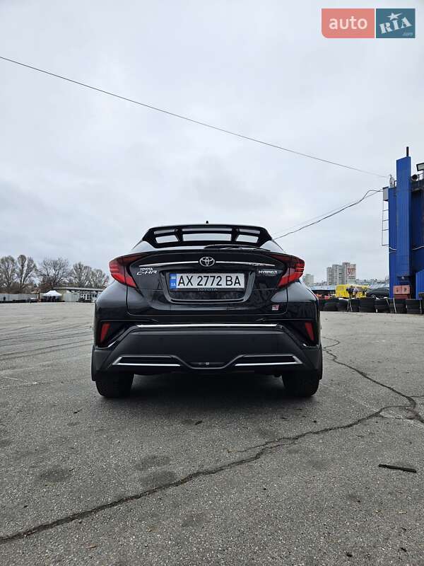 Внедорожник / Кроссовер Toyota C-HR 2021 в Харькове