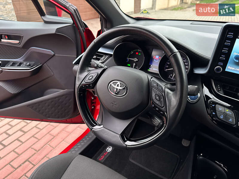 Позашляховик / Кросовер Toyota C-HR 2020 в Одесі фото 38 Позашляховик / Кросовер Toyota C-HR 2020 в Одесі