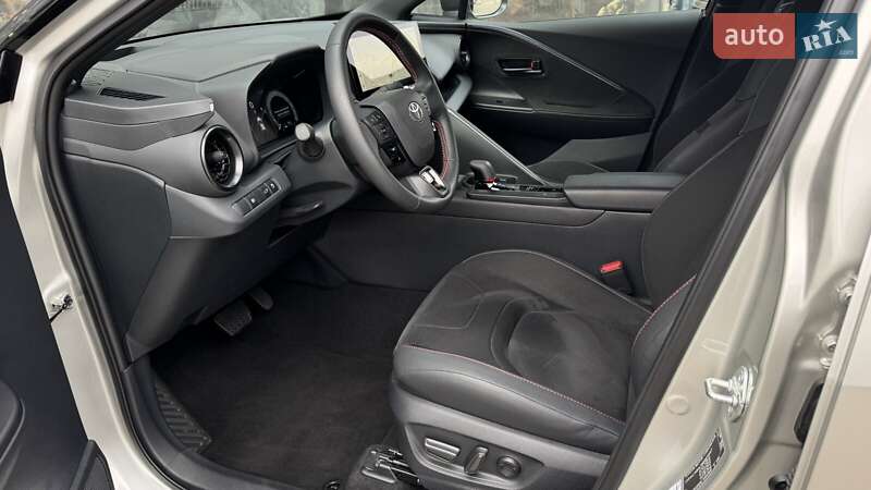 Внедорожник / Кроссовер Toyota C-HR 2024 в Одессе