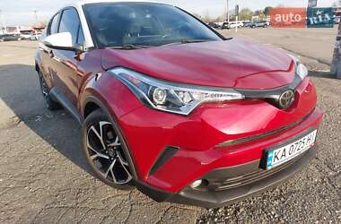 Внедорожник / Кроссовер Toyota C-HR 2018 в Киеве