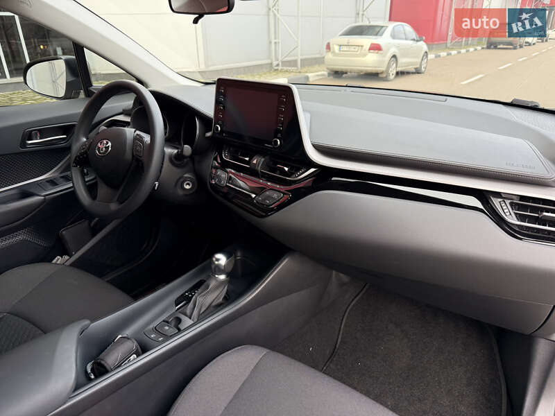 Позашляховик / Кросовер Toyota C-HR 2021 в Києві фото 27 Позашляховик / Кросовер Toyota C-HR 2021 в Києві