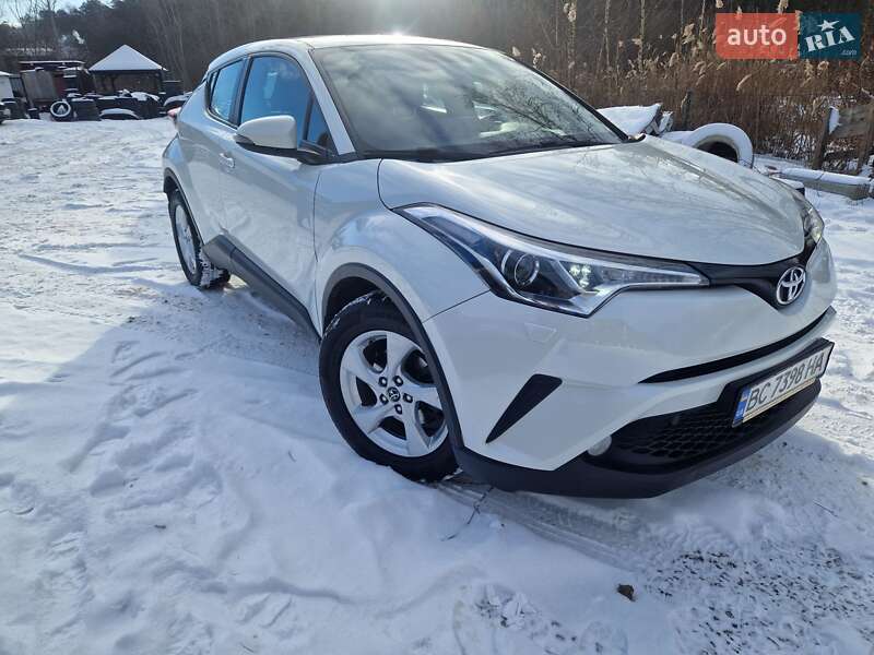 Toyota C-HR 2017