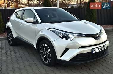 Внедорожник / Кроссовер Toyota C-HR 2018 в Одессе