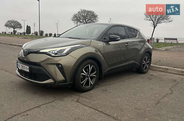 Внедорожник / Кроссовер Toyota C-HR 2021 в Черкассах