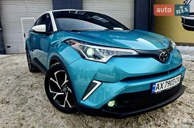 Внедорожник / Кроссовер Toyota C-HR 2017 в Харькове