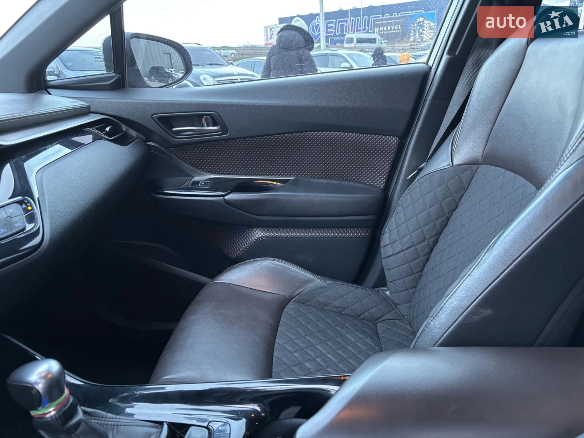 2016 Toyota C-HR - мініатюра 30