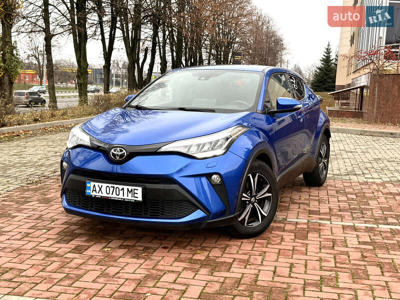 Внедорожник / Кроссовер Toyota C-HR 2020 в Харькове
