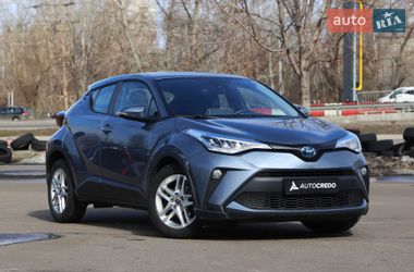 Внедорожник / Кроссовер Toyota C-HR 2022 в Киеве