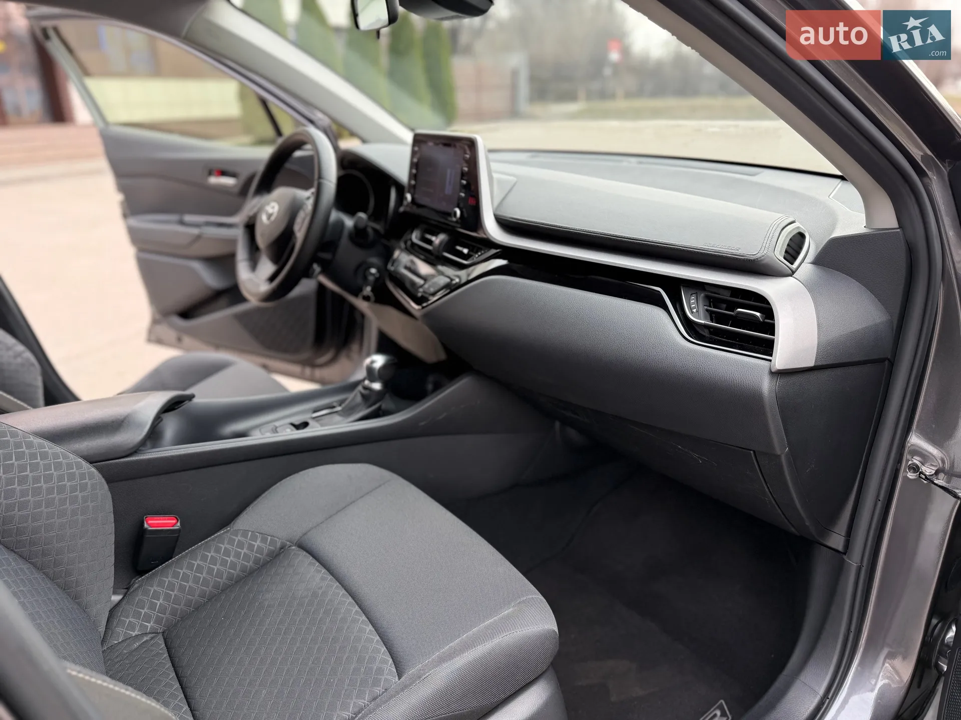2021 Toyota C-HR - мініатюра 25