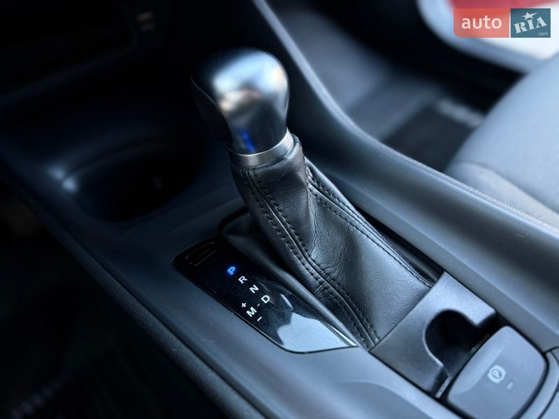 Внедорожник / Кроссовер Toyota C-HR 2020 в Харькове фото 25 Внедорожник / Кроссовер Toyota C-HR 2020 в Харькове