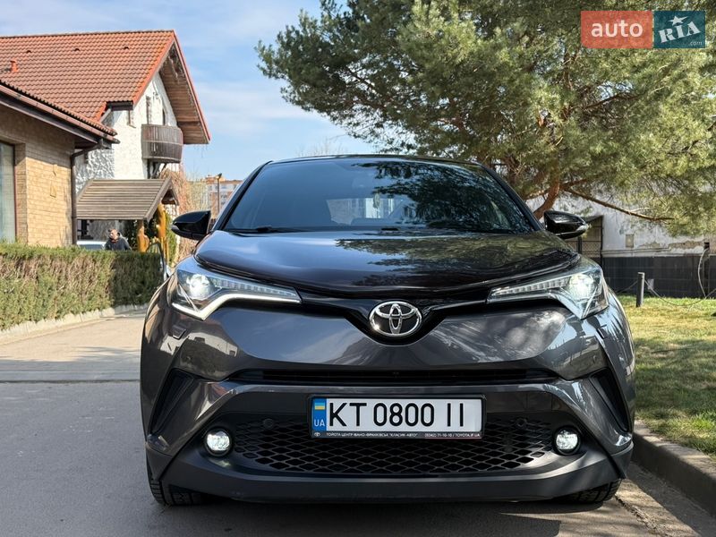 Внедорожник / Кроссовер Toyota C-HR 2018 в Ивано-Франковске