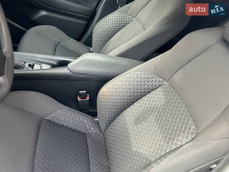 Внедорожник / Кроссовер Toyota C-HR 2021 в Запорожье фото 9 Внедорожник / Кроссовер Toyota C-HR 2021 в Запорожье