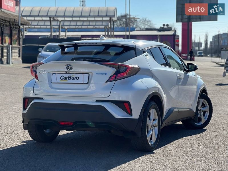 Позашляховик / Кросовер Toyota C-HR 2018 в Одесі