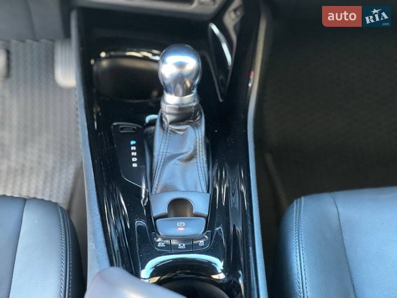 Позашляховик / Кросовер Toyota C-HR 2018 в Одесі