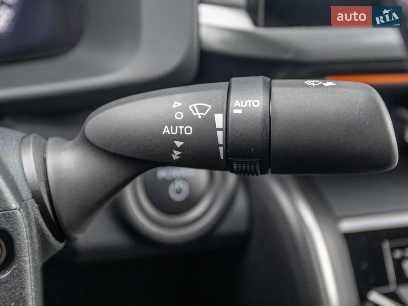 Внедорожник / Кроссовер Toyota C-HR 2025 в Днепре фото 27 Внедорожник / Кроссовер Toyota C-HR 2025 в Днепре