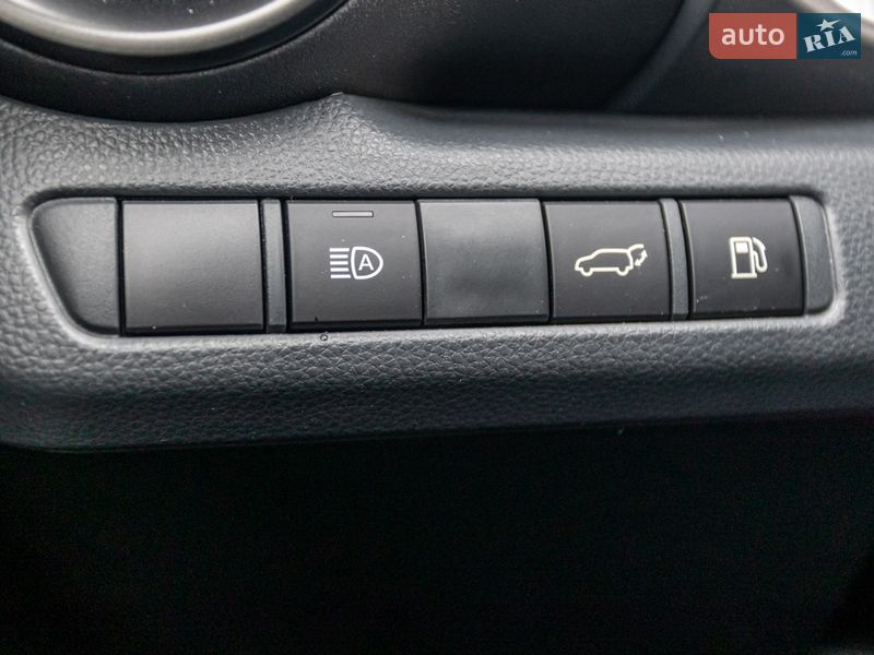 Внедорожник / Кроссовер Toyota C-HR 2025 в Днепре фото 25 Внедорожник / Кроссовер Toyota C-HR 2025 в Днепре