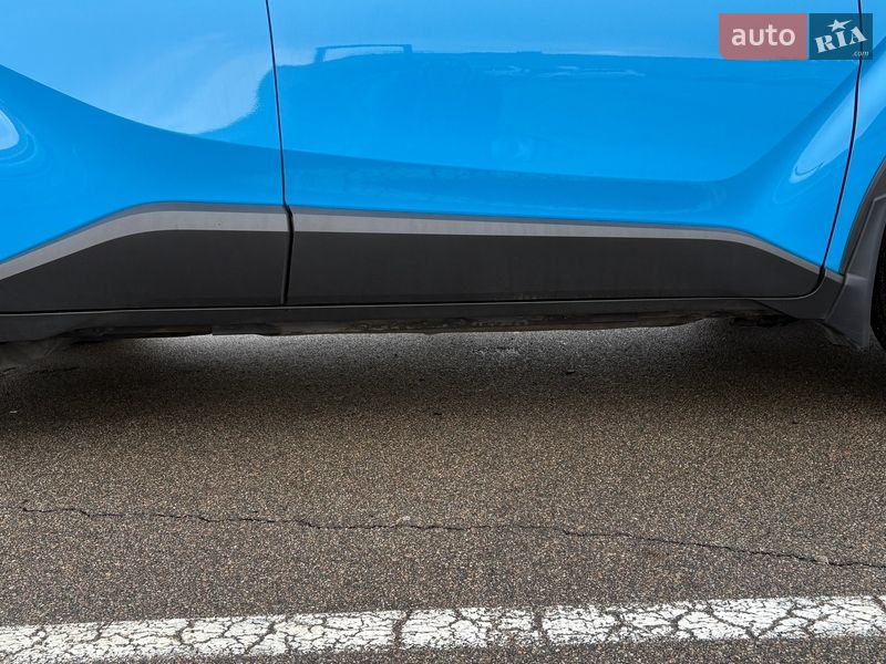 Внедорожник / Кроссовер Toyota C-HR 2019 в Киеве фото 7 Внедорожник / Кроссовер Toyota C-HR 2019 в Киеве