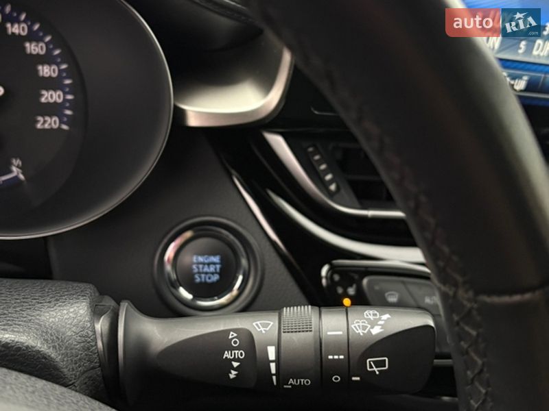 Внедорожник / Кроссовер Toyota C-HR 2019 в Киеве фото 20 Внедорожник / Кроссовер Toyota C-HR 2019 в Киеве
