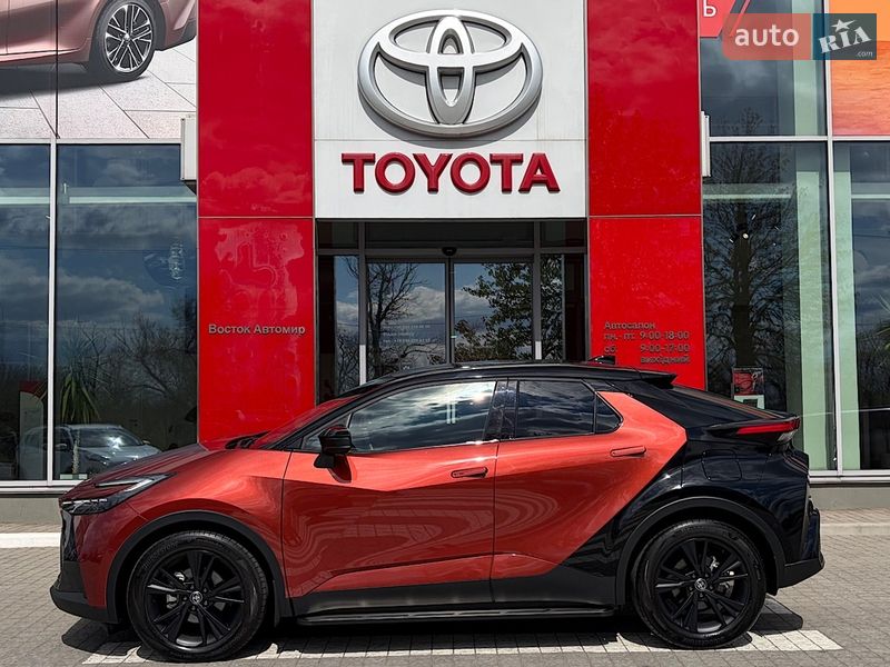 Внедорожник / Кроссовер Toyota C-HR 2025 в Запорожье
